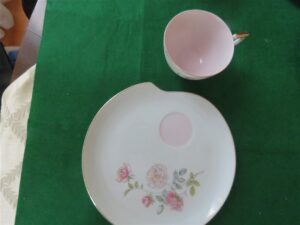 Vintage Lefton Snack Plates with Cups, set of 4 plates and cups 2