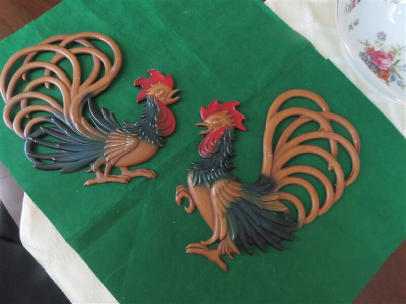 Midwest Cast Aluminum Pair Roosters Fighting Crowing Fowl 1