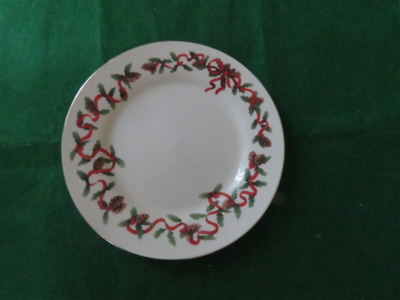 Retroneu Holiday Ribbons Salad Plate 1