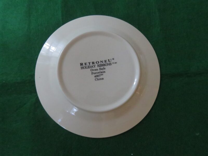 Retroneu Holiday Ribbons Salad Plate 2