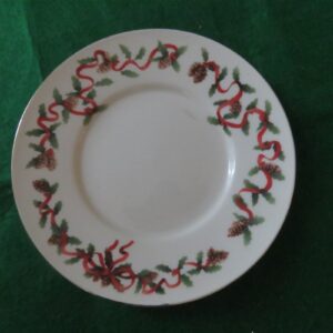 Retroneu Flat Cup & Saucer Holiday Ribbons 2