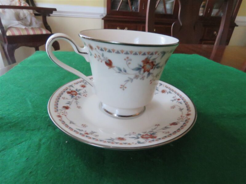 Noritake Footed Cup & Saucer Adagio 7237 Ivory China. 2