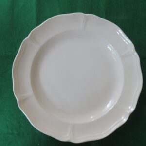Wedgwood Dinner Plate Queens Shape Plain