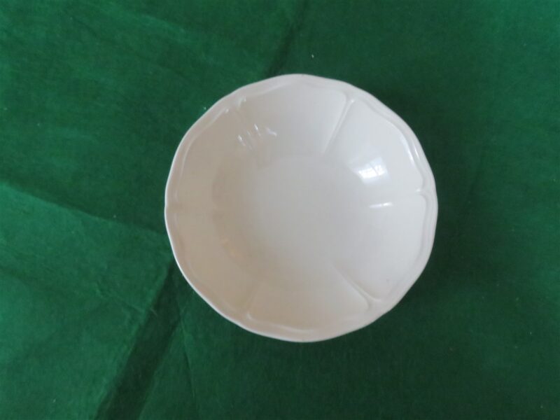 Cereal Bowl Wedgwood of Etruria and Barlaston Queens Shape Plain 1