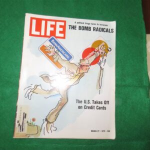 Life Magazine March 27 1970 The Bomb Radicals & Credit Cards 1