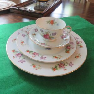  Harmony House China, Dresdania 5 Piece Place Setting 1