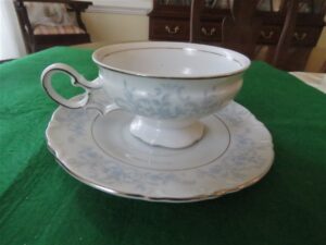 Cup & Saucer Mikasa Florentine 9324 Blue floral. 2