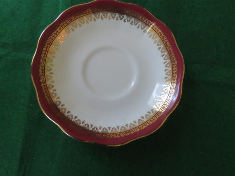 Royal Albert 100 Years Collection 1980s Holyrood Teacup and Saucer, 3