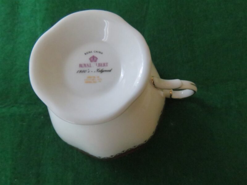 Royal Albert 100 Years Collection 1980s Holyrood Teacup and Saucer, 9