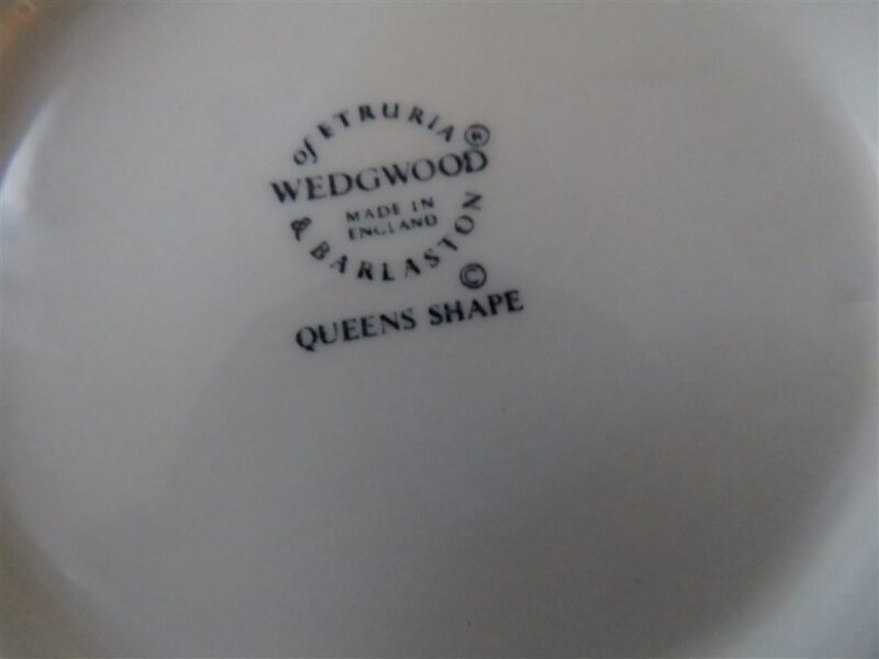 Tea Pot Wedgwood of Etruria and Barlaston Queens Shape Plain 6