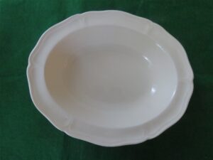 Vegetable Bowl Wedgwood of Etruria and Barlaston Queens Shape Plain 1