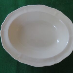 Vegetable Bowl Wedgwood of Etruria and Barlaston Queens Shape Plain 1