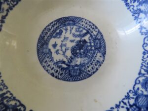 Vintage Blue Willow Cereal Bowl Classic Blue White Transferware Dinnerware 2