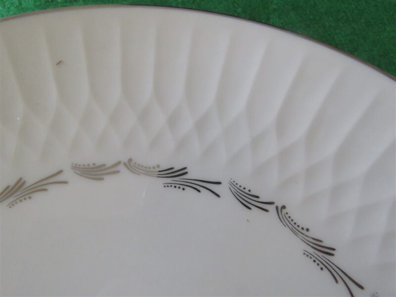 Dinner Plate – Noritake – Sabina pattern 2