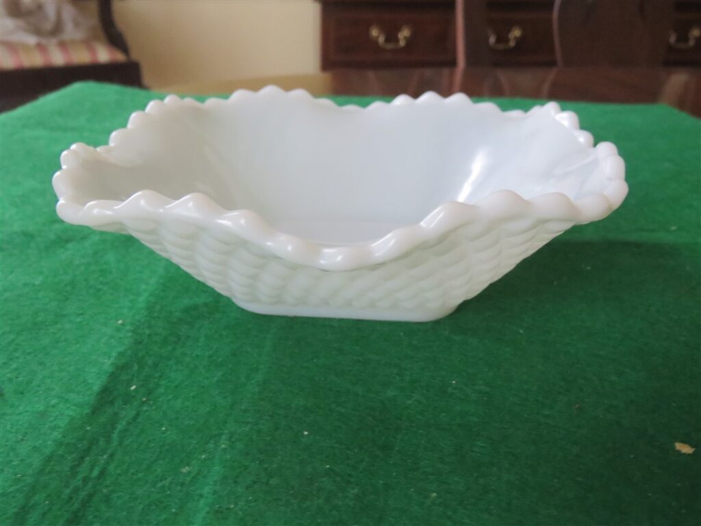 Vintage White Milk Glass Square Hazel Atlas Ruffled Rim Candy Snack Nut Bowl 3