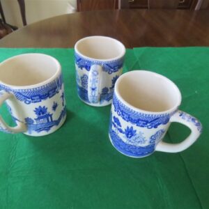  BLUE WILLOW JAPAN COFFEE MUGS KISSING BIRDS 6