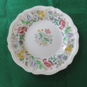 Salad Plate Royal Doulton Stratford Floral D.6196 a