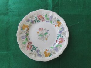 Dinner Plate Royal Doulton Stratford Floral 1