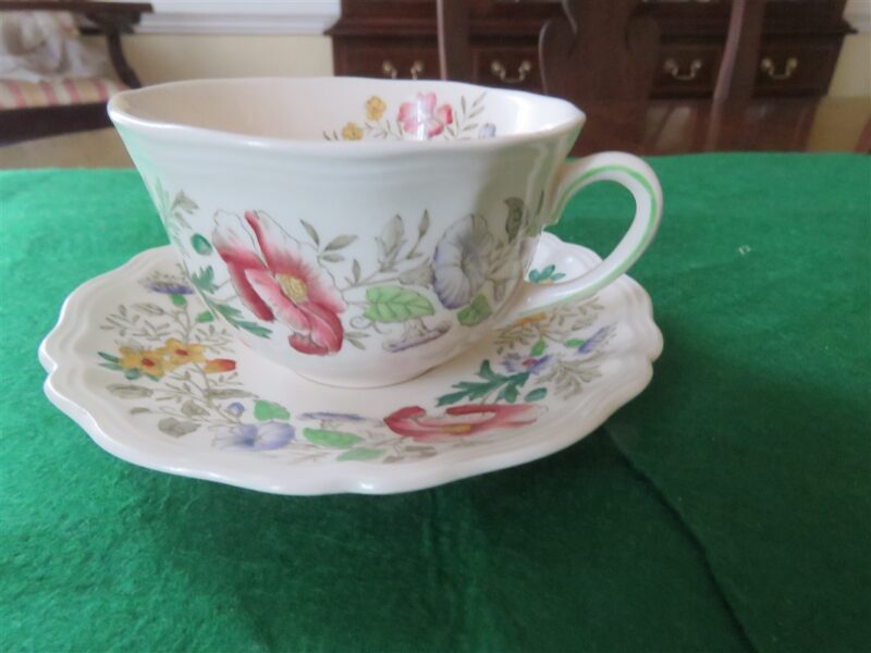 Cup & Saucer Royal Doulton Stratford Floral D.6196 b