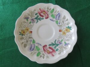 Cup & Saucer Royal Doulton Stratford Floral D.6196 e