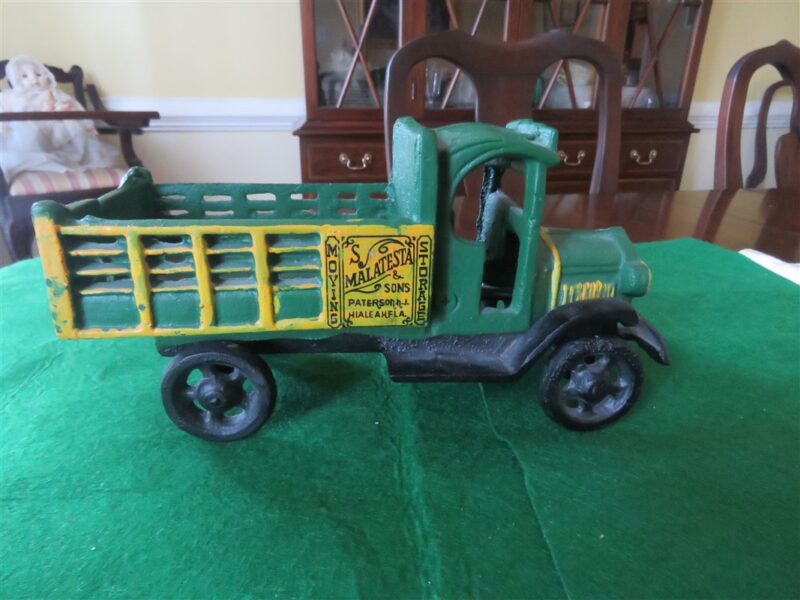 MALATESTA Moving & Storage Green Cast Iron Truck 2