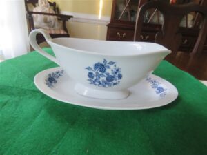 Gravy Bowl with Under Plate Lennold Fine China Blue Meissen 4