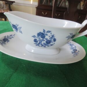 Gravy Bowl with Under Plate Lennold Fine China Blue Meissen 5