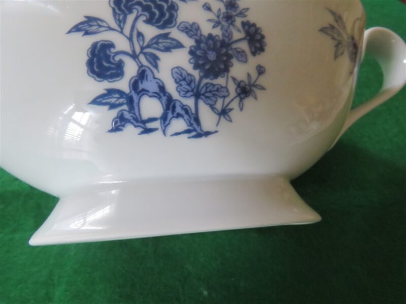 Gravy Bowl with Under Plate Lennold Fine China Blue Meissen 5