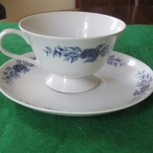 Footed Tea Cup & Saucer Lennold Fine China Blue Meissen 1478 h