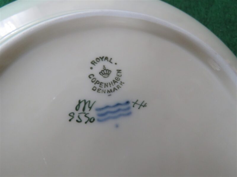 Royal Copenhagen Quaking Grass Soup Bowl 9590 Wide rim 4