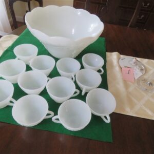 Milk Glass Punch Bowl Harvest Grape Pattern Anchor Hocking 2