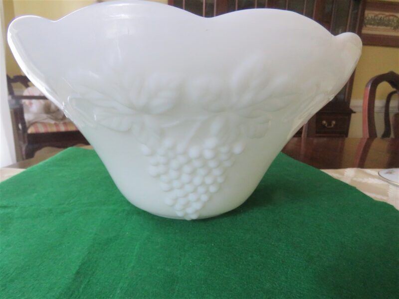 Milk Glass Punch Bowl Harvest Grape Pattern Anchor Hocking 3