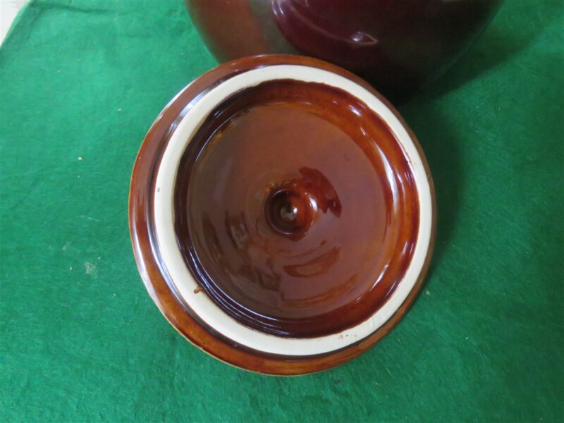 Hull USA Brown Bean Pot Cookie Jar 3