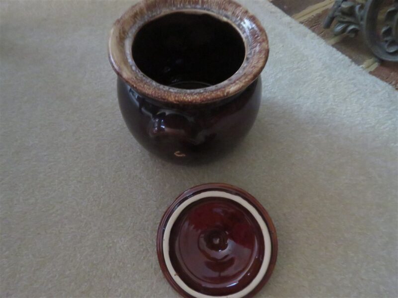 Hull USA Brown Bean Pot Cookie Jar 7