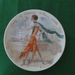 Collector Plate Henri d'Arceau Limoges Porcelaine Lesfemmes du Siecle 1
