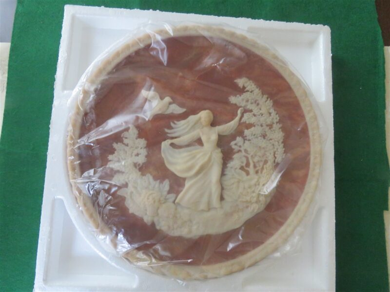 Decorative Plate To A Sklyark Romantic 5