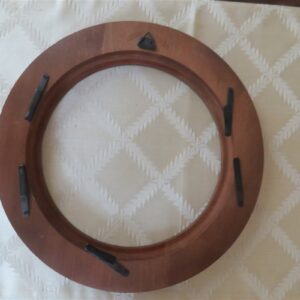 Round Van Hygan and Smythe Solid Wood Plate Holder 2