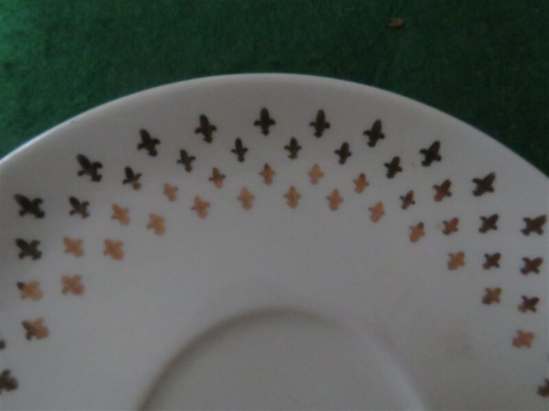 Golden Wheat Saucer Fleur De Lis Harvest Pattern 2