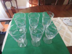 Pedestal Stem Crystal Water Glass 11