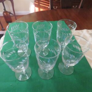 Pedestal Stem Crystal Water Glass 11