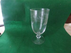 Pedestal Stem Crystal Water Glass 2