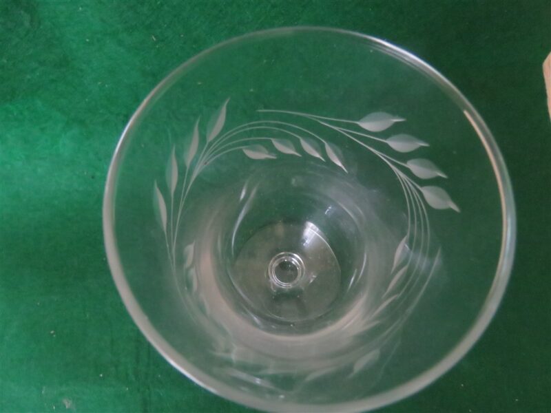 Pedestal Stem Crystal Water Glass 4