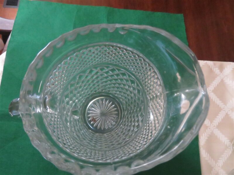 Anchor Hocking Wexford Large Pressed Glass 2 Quart Pitcher 3