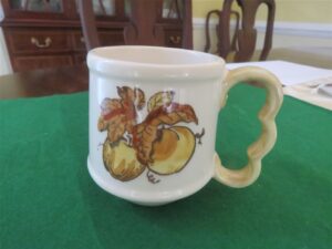 Small Mug Poppytrail by Metlox Made in California 1