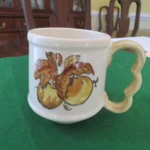 Small Mug Poppytrail by Metlox Made in California 1