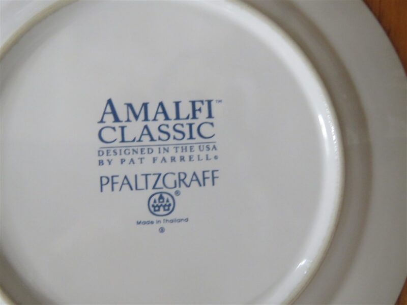 Pfaltzgraff Amalft Classic Dinner Set 8