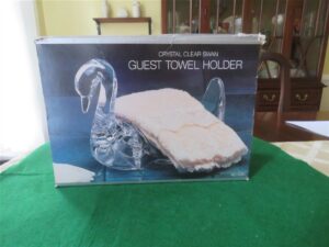 Swan Guest Towel Holder 1