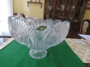 Shannon Collection Pedestal Bowl 15