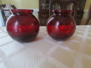 Anchor Hocking Round Ivy Ball Vase Royal Ruby Red 1