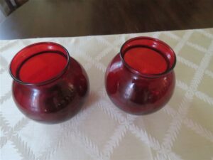 Anchor Hocking Round Ivy Ball Vase Royal Ruby Red 2